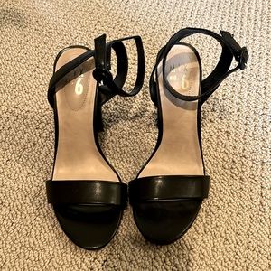 Mix No. 6 Black Strappy Heels Size 8